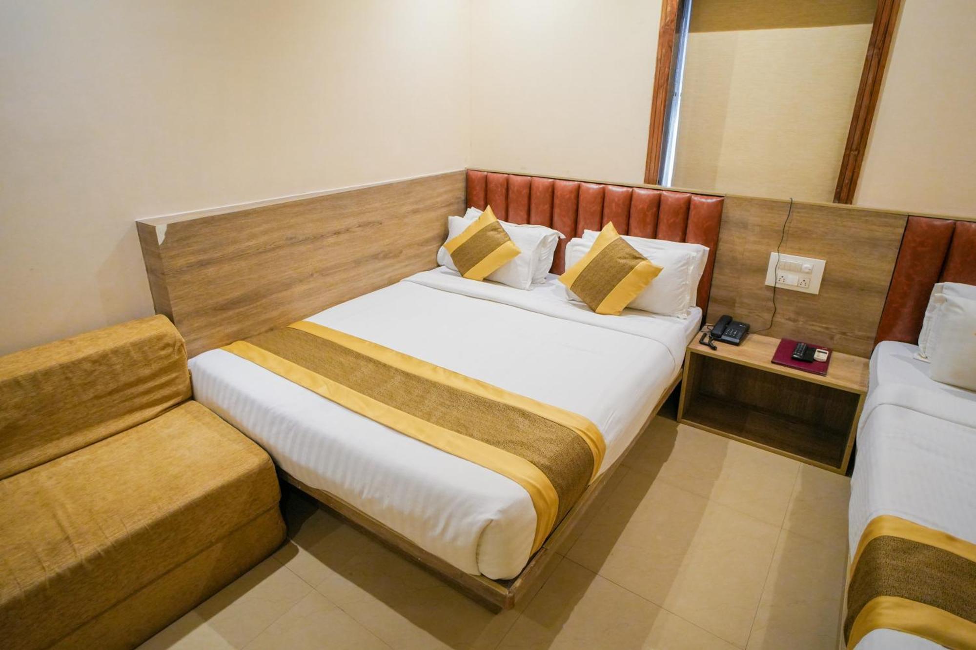 Hotel Skylink Hospitality Mahalaxmi 뭄바이 외부 사진