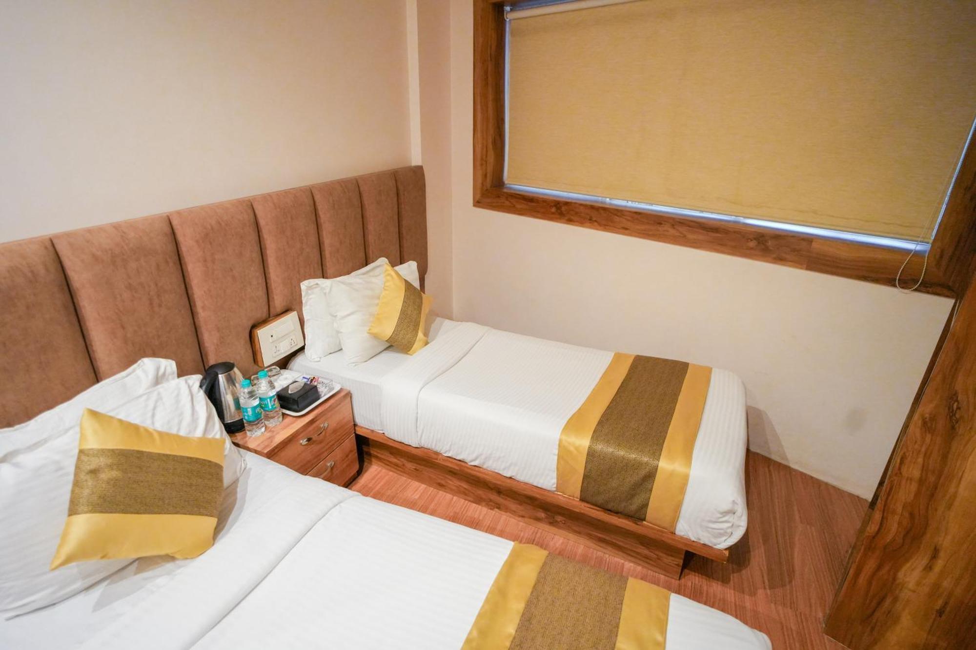 Hotel Skylink Hospitality Mahalaxmi 뭄바이 외부 사진