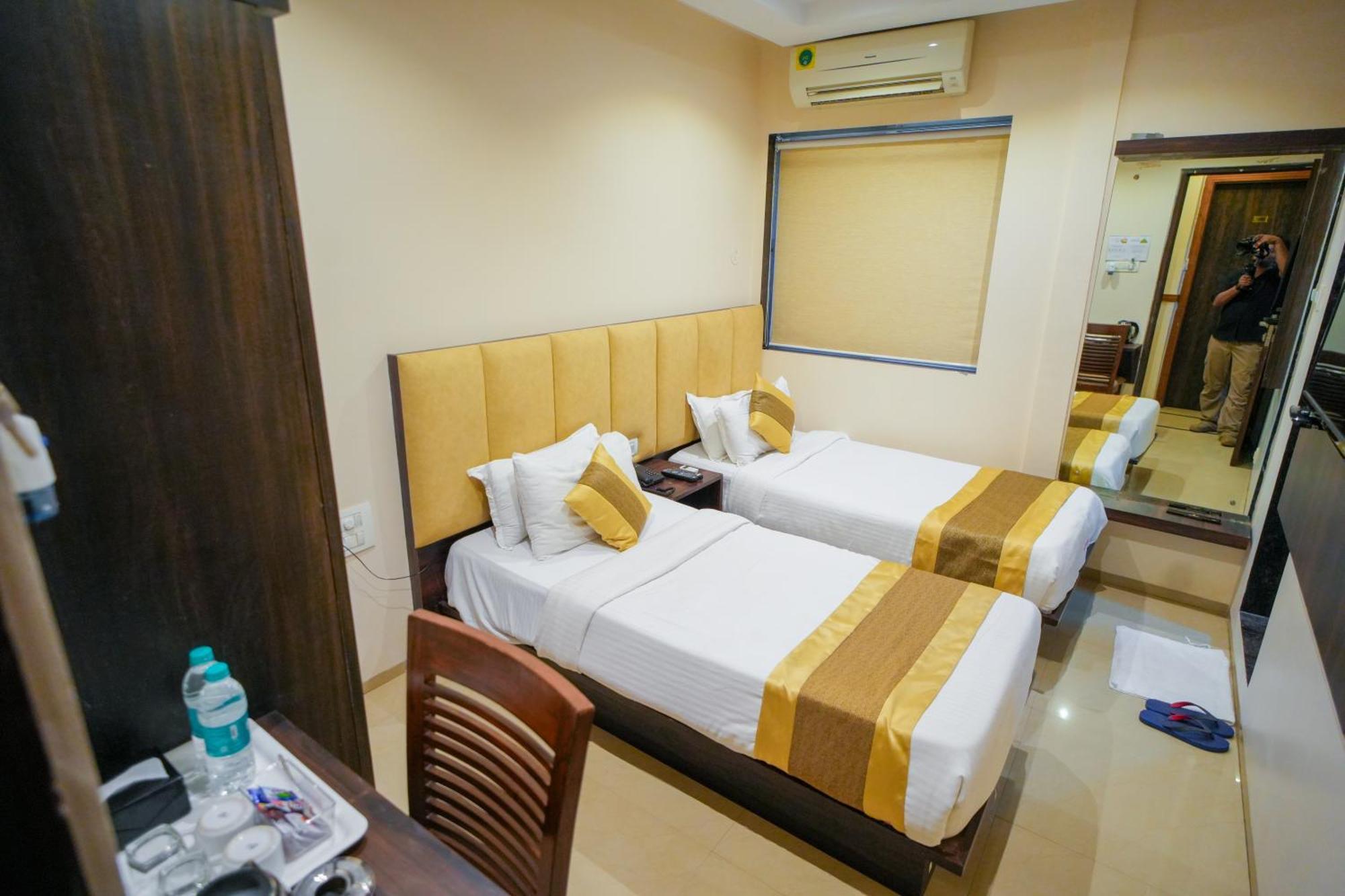 Hotel Skylink Hospitality Mahalaxmi 뭄바이 외부 사진