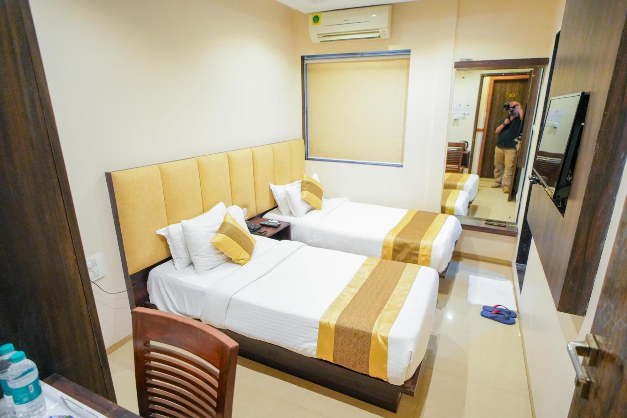 Hotel Skylink Hospitality Mahalaxmi 뭄바이 외부 사진